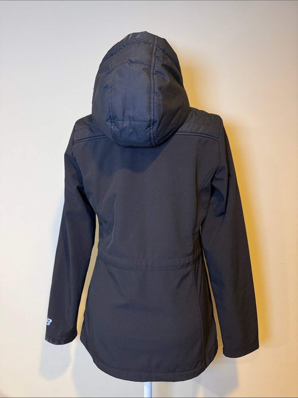 New Balance Black Quilted Hybrid Running Jacket with Hood Small - Picture 7 of 13